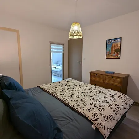 Clemathite Apartment