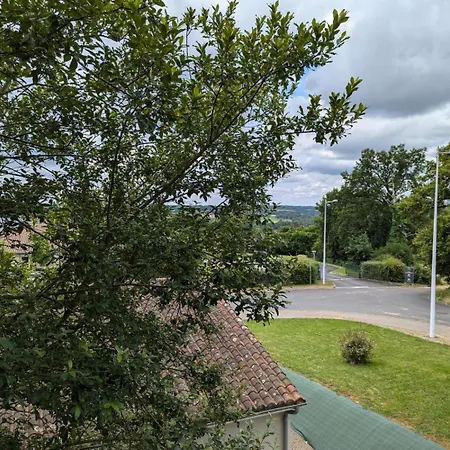 Apartment Clemathite *